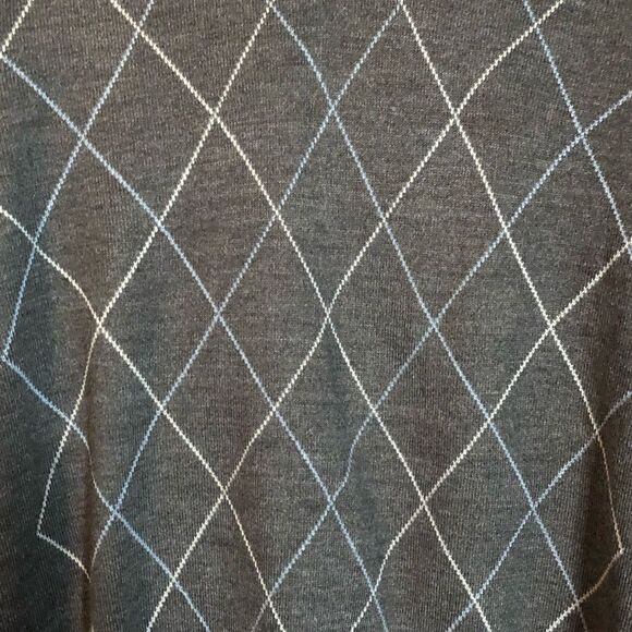 NWT! Dockers argyle v neck grey sweater‎ - Picture 4 of 12